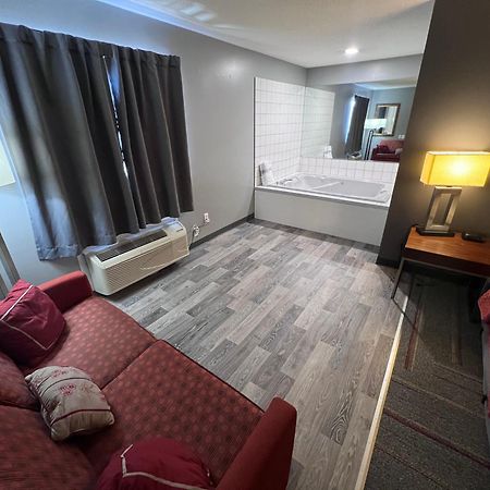 American Inn And Suites יוניה מראה חיצוני תמונה