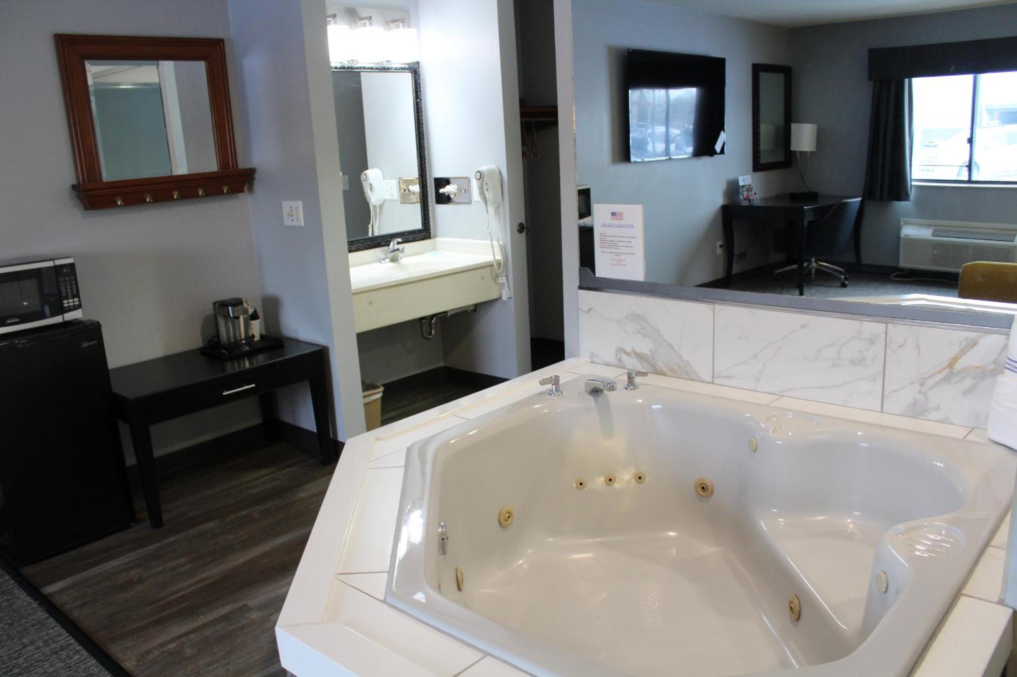 American Inn And Suites יוניה מראה חיצוני תמונה