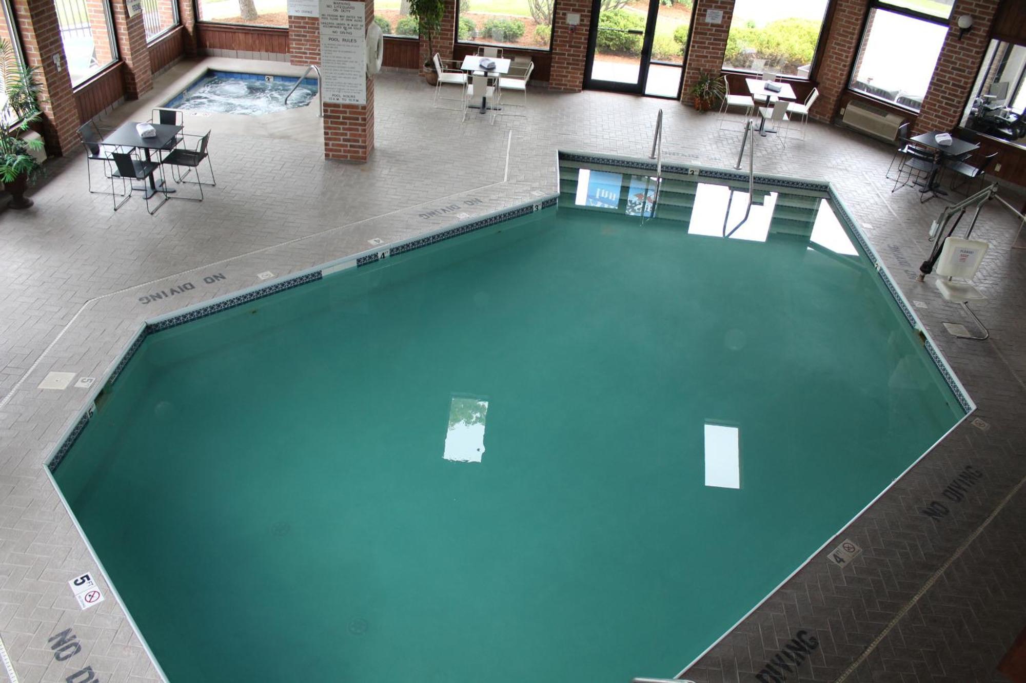 American Inn And Suites יוניה מראה חיצוני תמונה